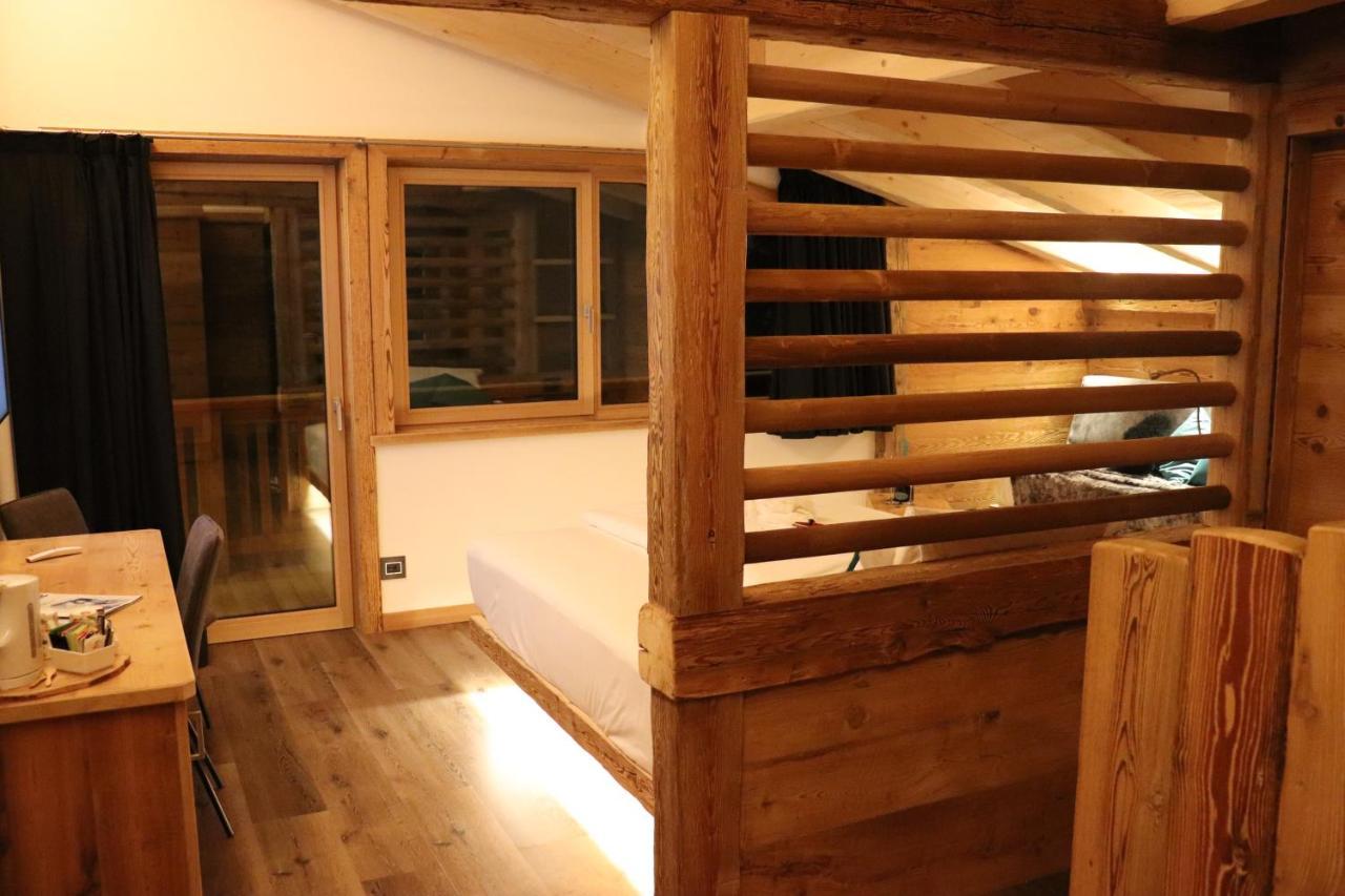Hotel Ciasa Lorenzi Cortina d'Ampezzo Luaran gambar