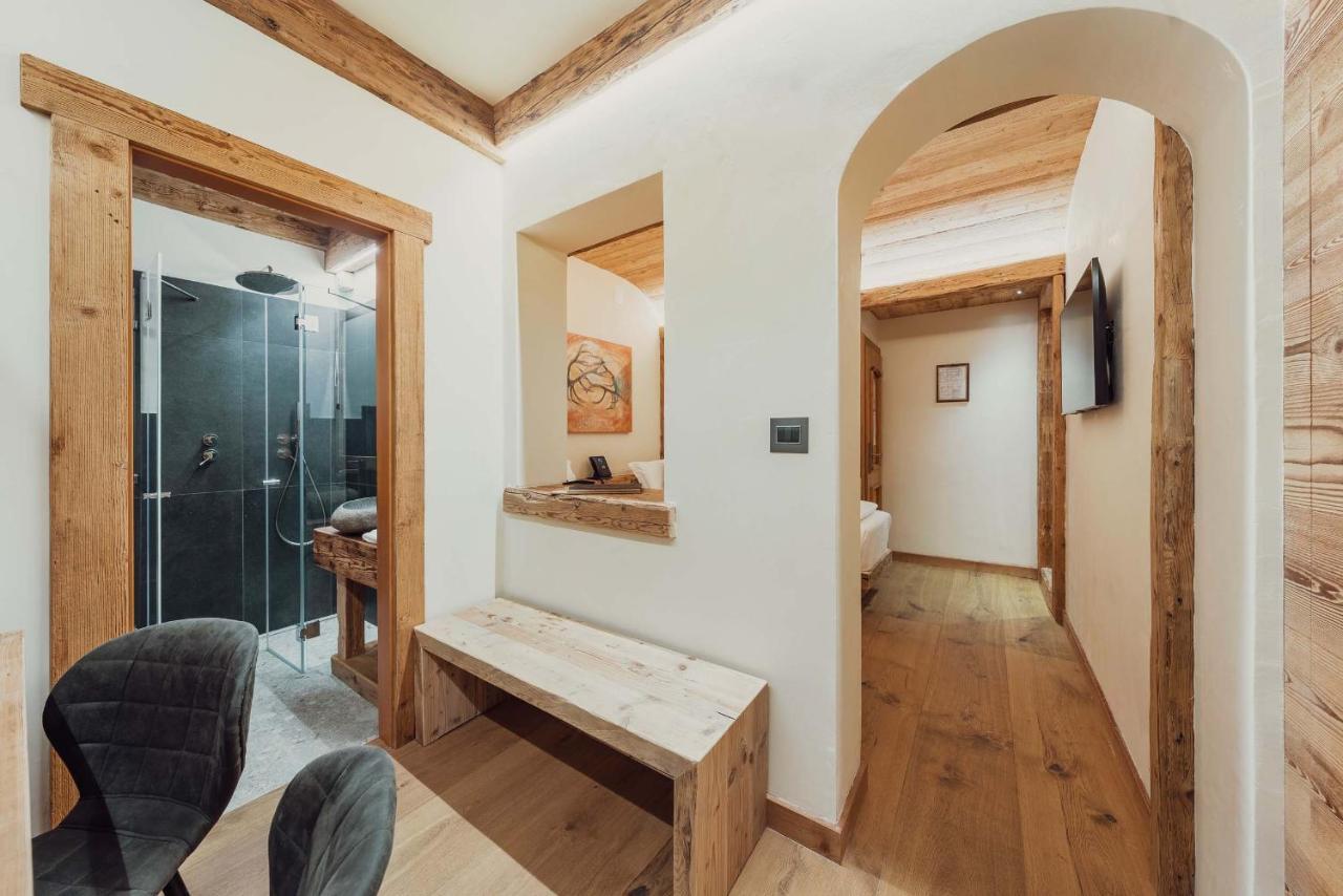 Hotel Ciasa Lorenzi Cortina d'Ampezzo Luaran gambar