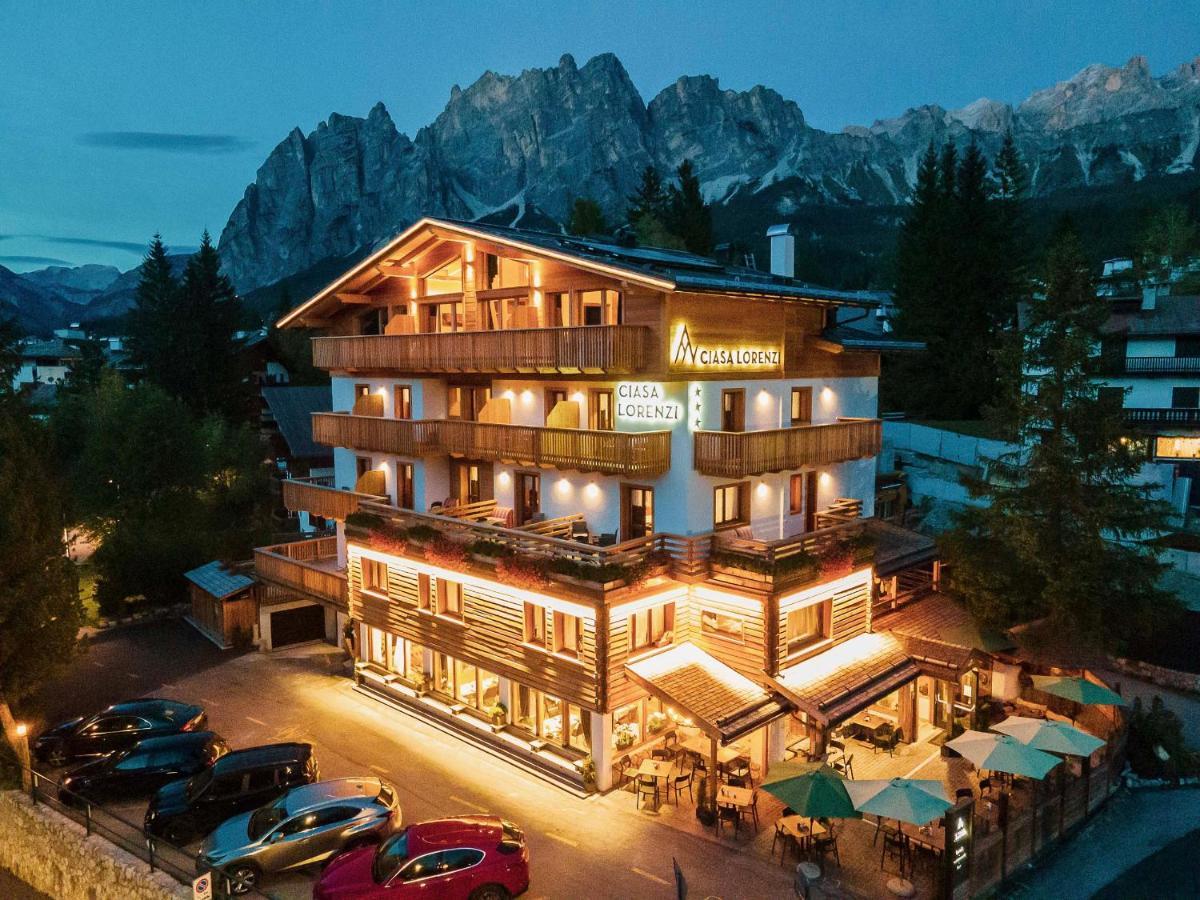 Hotel Ciasa Lorenzi Cortina d'Ampezzo Luaran gambar