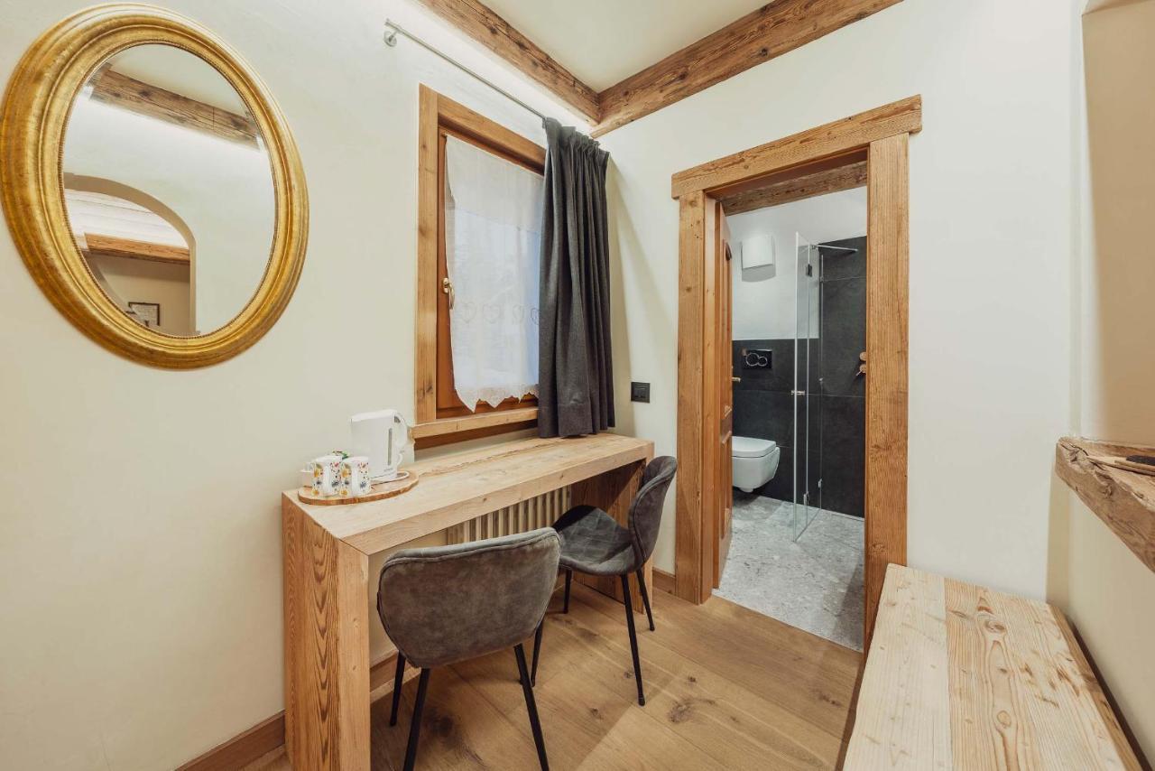 Hotel Ciasa Lorenzi Cortina d'Ampezzo Luaran gambar