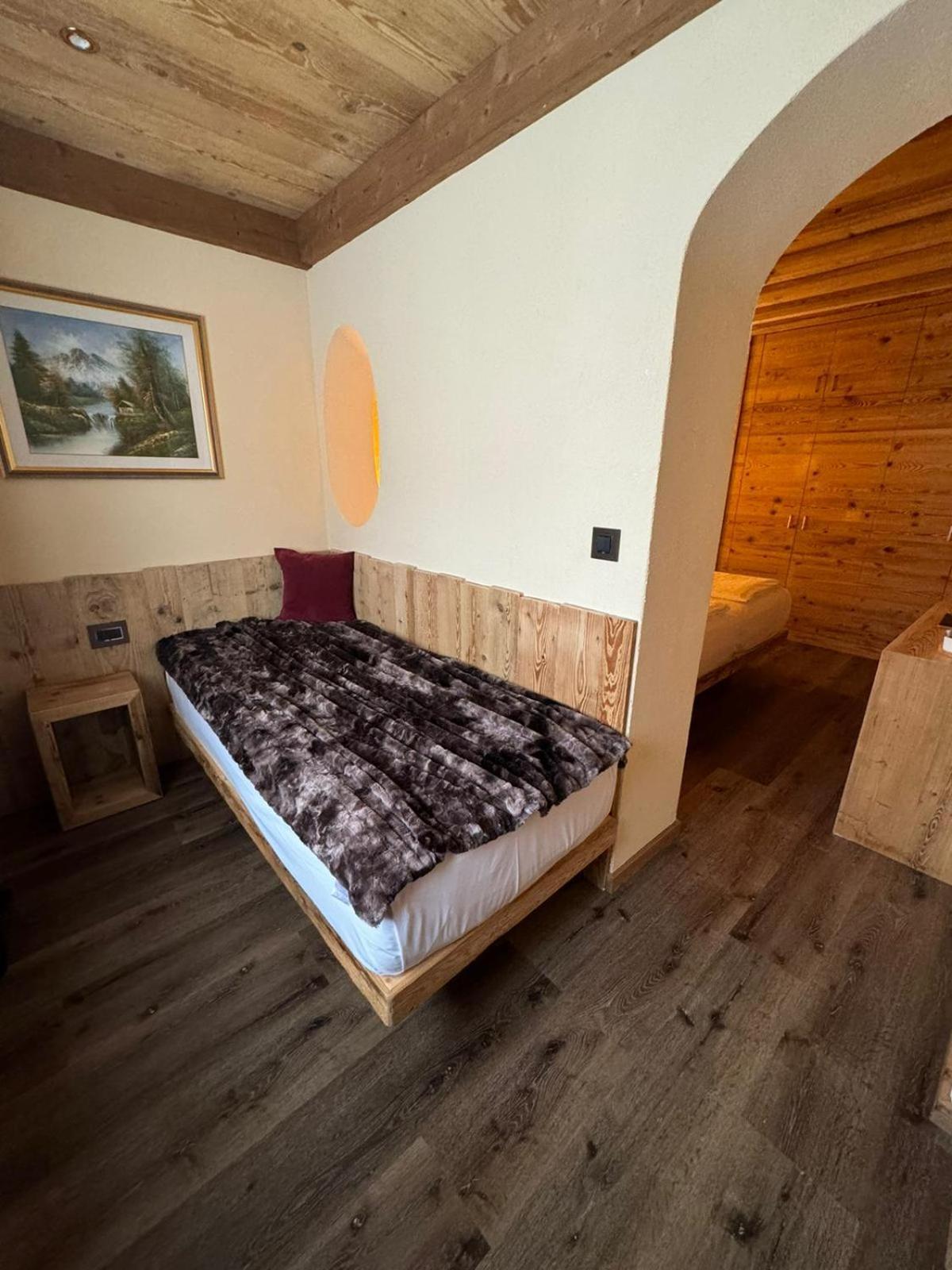 Hotel Ciasa Lorenzi Cortina d'Ampezzo Luaran gambar